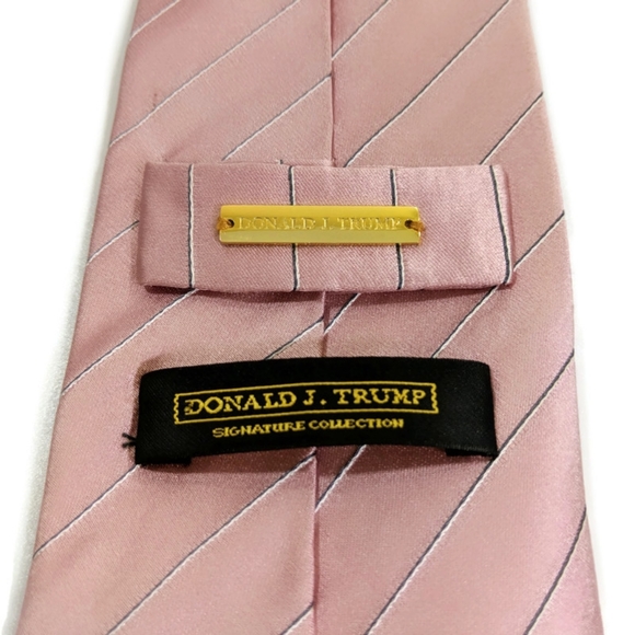 Donald J Trump Signature Collection Tie - Picture 2 of 8